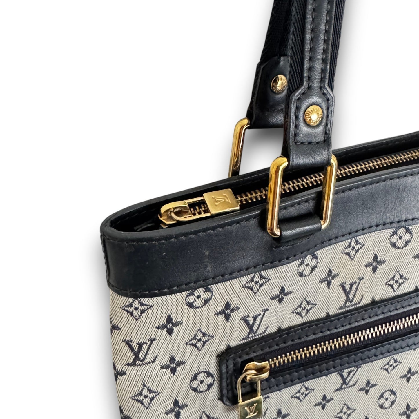 Louis Vuitton Lucille PM