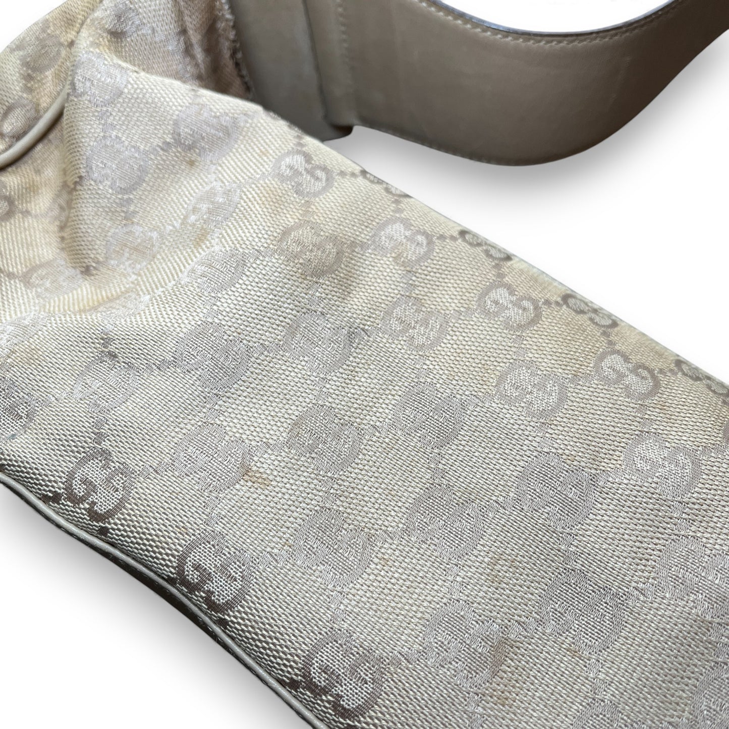 Gucci GG Canvas Pochette