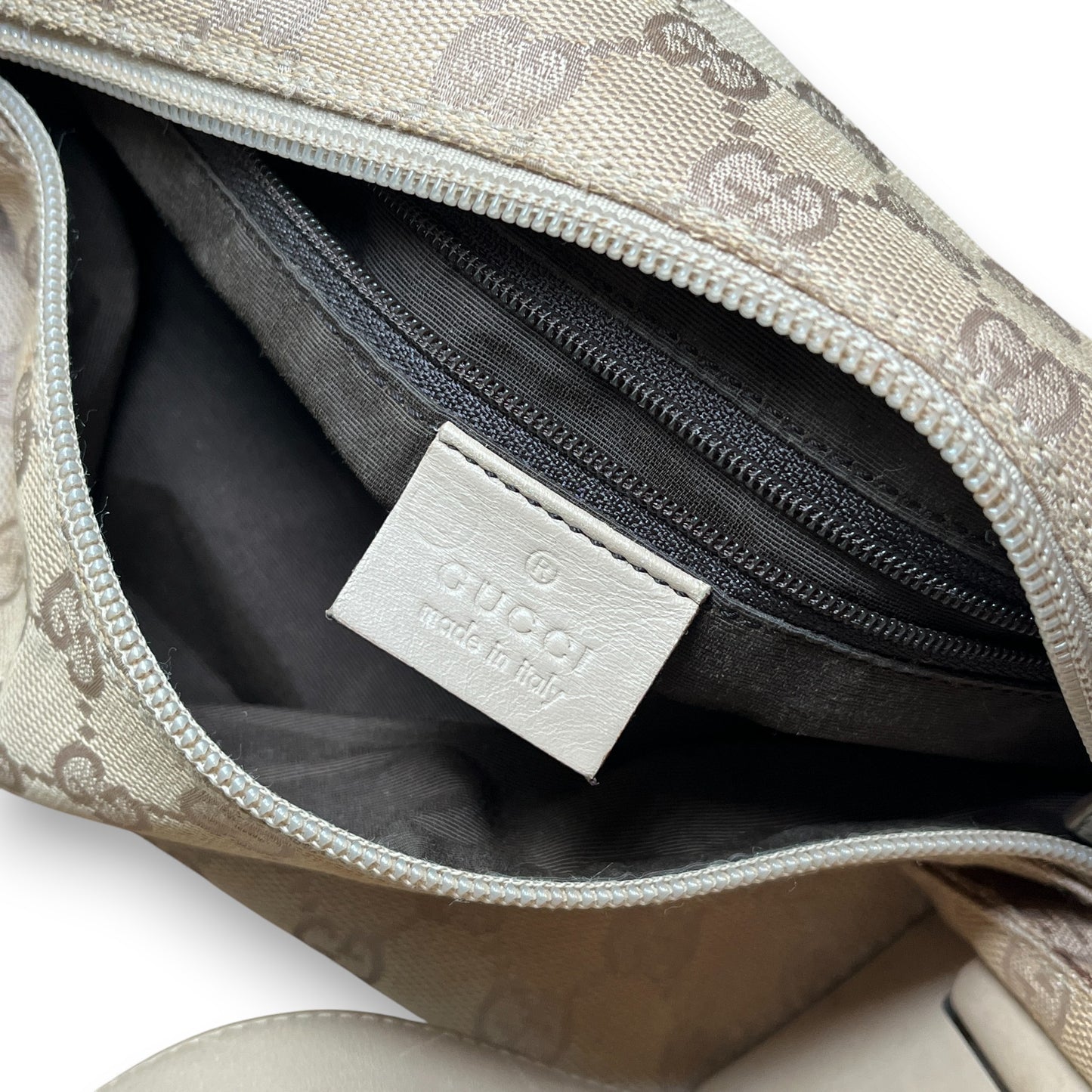 Gucci GG Canvas Pochette